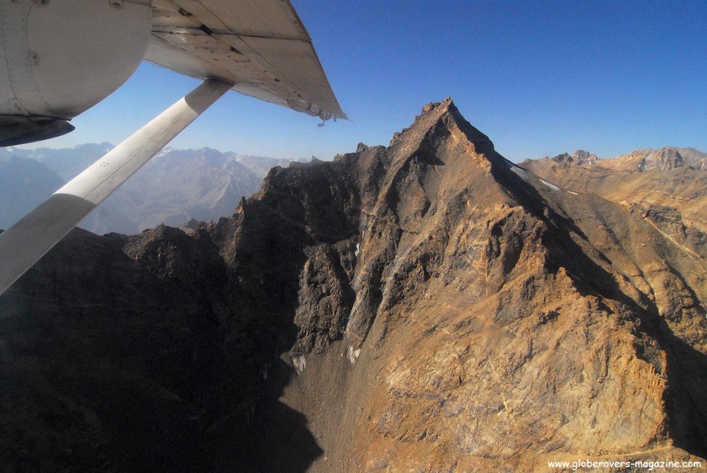 Tajik Air flight from Dushanbe to Khorog, Tajikistan