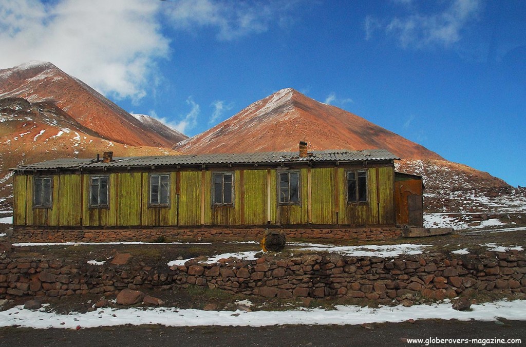 Driving from Murgab to the Tajik/Kyrgyz border, Tajikistan