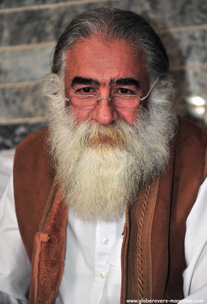 Portraits - old man in Kerman, IRAN
