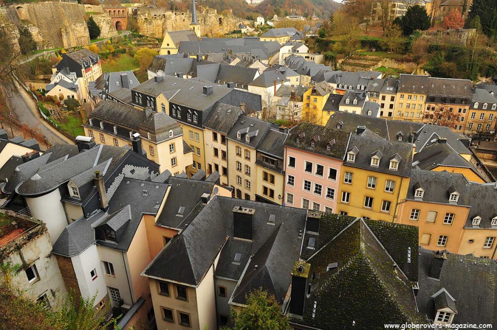 View from the Ville Haute ("High City") to the Ville Basse ("Low City") and the Grund in the River Alzette gorge, LUXEMBOURG