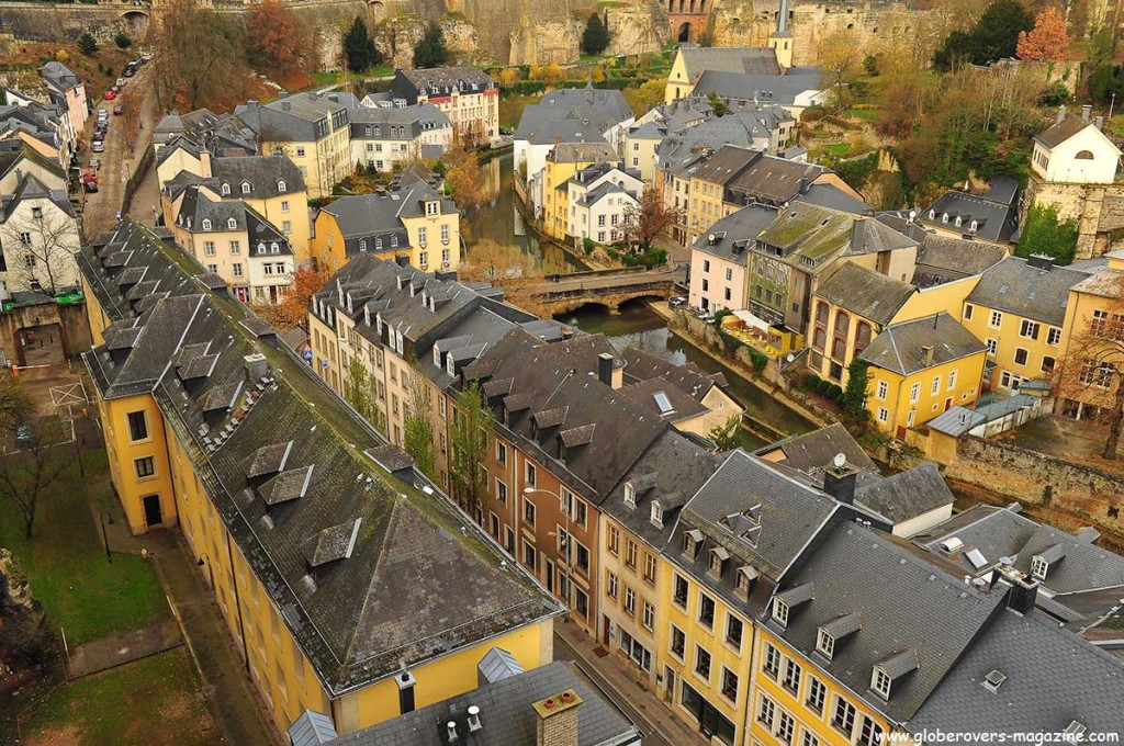 View from the Ville Haute ("High City") to the Ville Basse ("Low City") and the Grund in the River Alzette gorge, LUXEMBOURG