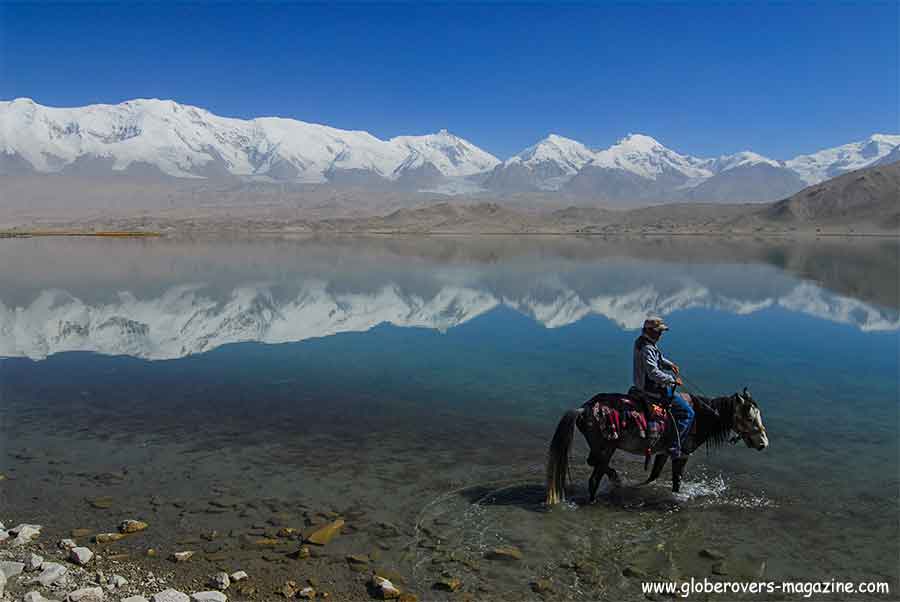 Xinjiang-China-Uyghurs--Globerovers Magazine