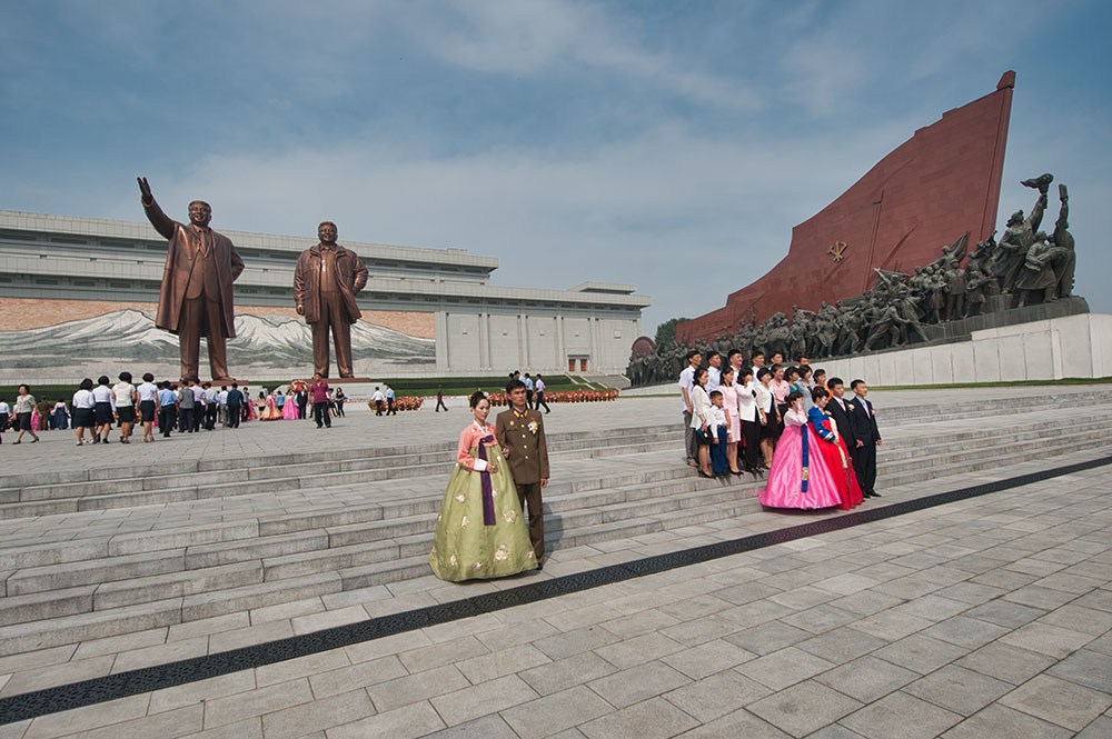 Mansudae, north korea, korea, travel, travel, magazine