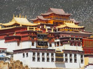 Songzhanlin Monastery (Ganden Sumtseling Monastery) and area, Shangri-La (Zhongdian), Yunnan, CHINA